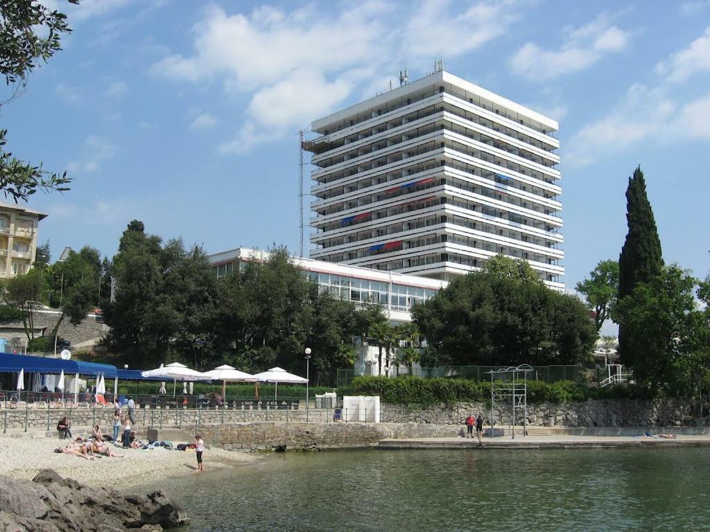 Studio Apartment Antonija Опатия Экстерьер фото